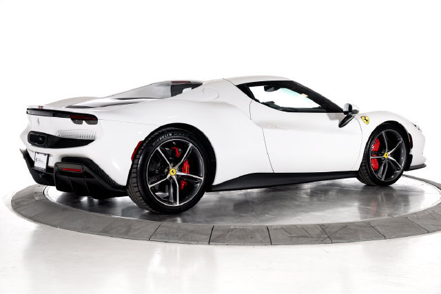 Used 2024 Ferrari 296 GTB RWD image 2