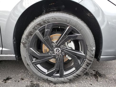 New 2026 Volkswagen Jetta SE FWD image 12