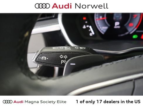 Used 2023 Audi Q3 2.0T Premium Plus w/ Premium Plus Package AWD/4WD image 27