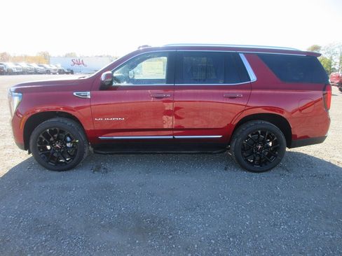 New 2026 GMC Yukon Elevation w/ Elevation Premium Package image 8