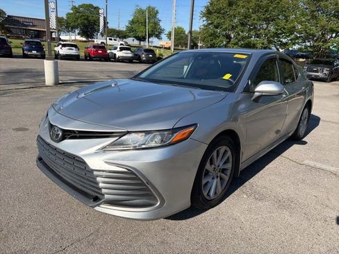 Used 2022 Toyota Camry LE FWD image 8