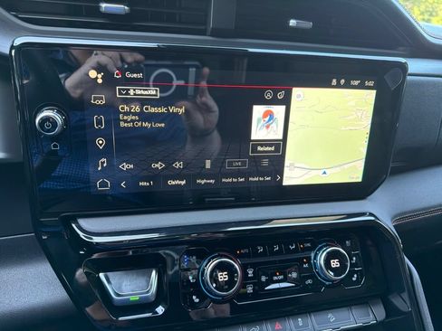 New 2026 GMC Sierra 1500 AT4 w/ AT4 Premium Package AWD/4WD image 16