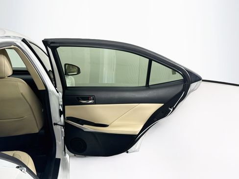 Used 2015 Lexus IS 250 w/ Navigation System Package RWD image 32