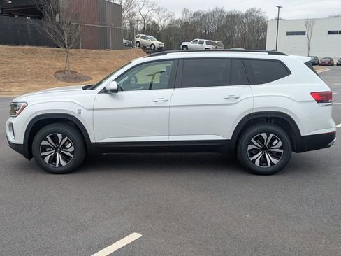 New 2026 Volkswagen Atlas SE FWD image 7