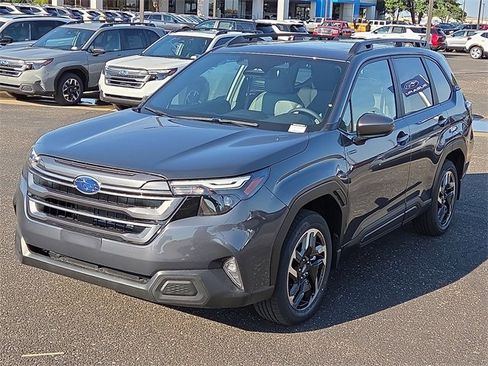 New 2025 Subaru Forester Premium image 1