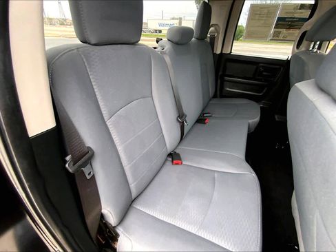 Used 2018 RAM 1500 Express w/ Black Ram 1500 Express Group image 18