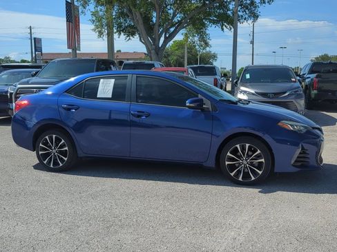 Used 2018 Toyota Corolla SE FWD image 5
