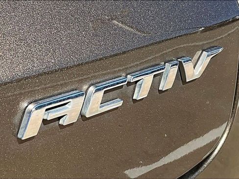 Used 2021 Chevrolet TrailBlazer ACTIV w/ Technology Package image 7