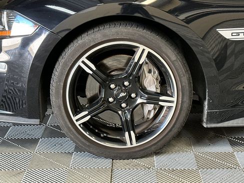 Used 2019 Ford Mustang GT Premium w/ Equipment Group 401A RWD image 43