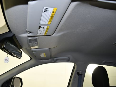 Used 2023 Mitsubishi Outlander Sport LE AWD/4WD image 37