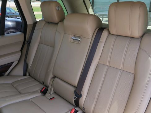 Used 2015 Land Rover Range Rover Supercharged AWD/4WD image 21
