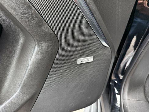 Used 2025 GMC Yukon Denali image 27