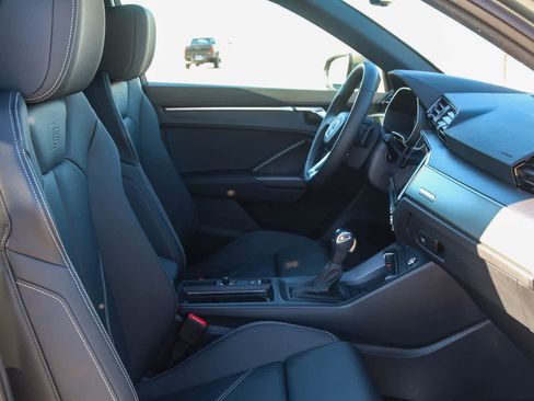 New 2025 Audi Q3 2.0T Premium image 25