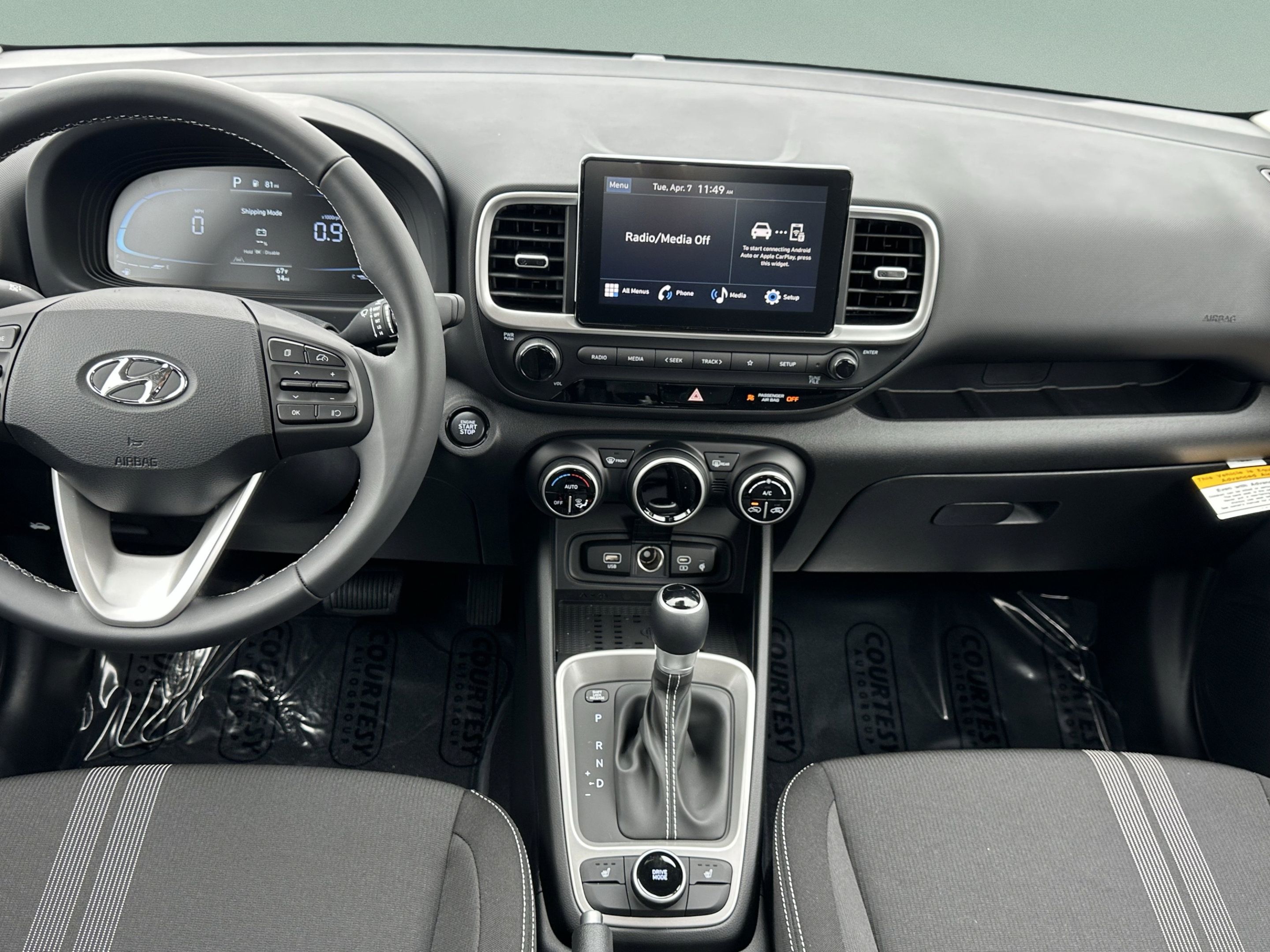 New 2026 Hyundai Venue SEL FWD image 13