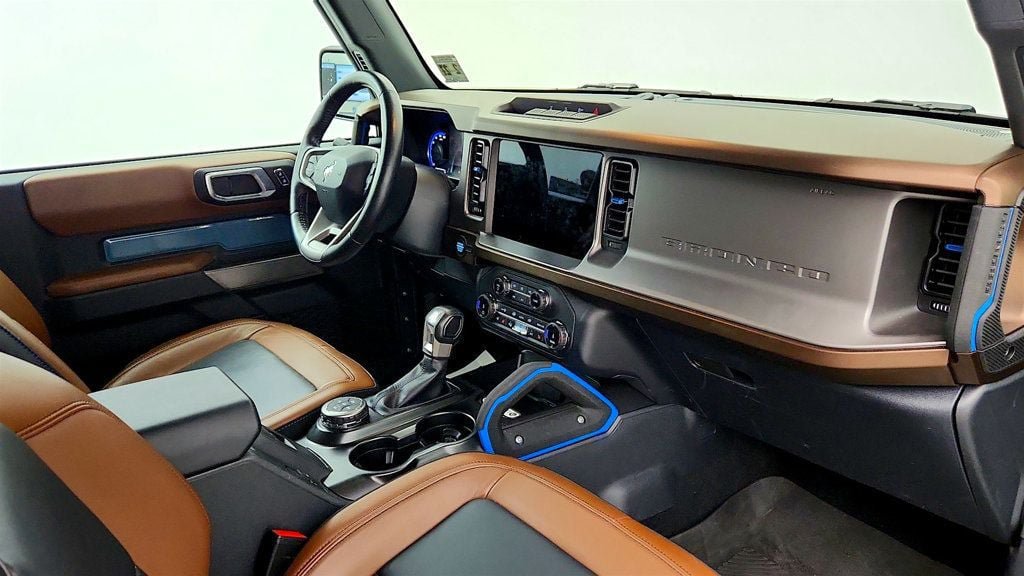 Used 2022 Ford Bronco Outer Banks AWD/4WD image 22