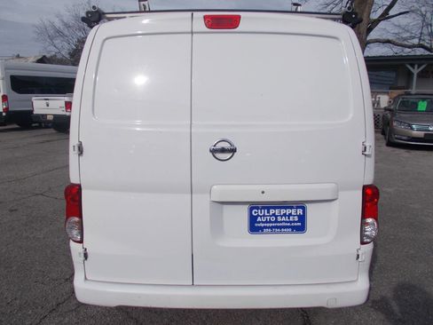 Used 2020 Nissan NV200 SV image 4