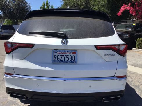 Used 2023 Acura MDX FWD w/ Technology Package image 10