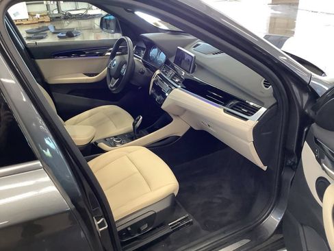 Used 2021 BMW X1 xDrive28i w/ Convenience Package AWD/4WD image 16