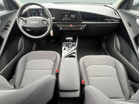 New 2026 Kia Niro LX FWD image 11