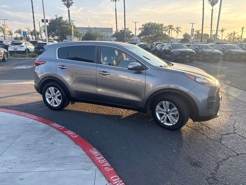 Used 2017 Kia Sportage LX FWD image 30