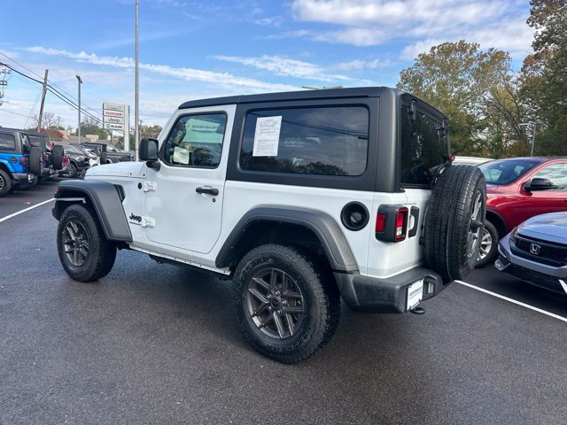 Used 2024 Jeep Wrangler Sport AWD/4WD image 23