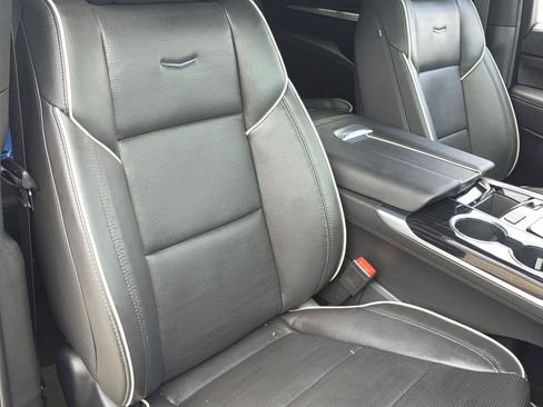 Certified 2026 Cadillac Escalade Sport w/ LPO, ONYX Package RWD image 22