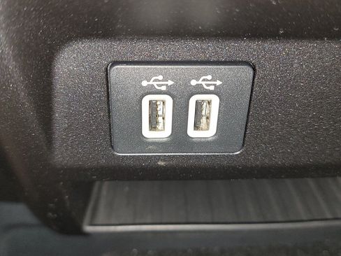 Used 2019 Ford F150 XLT w/ Equipment Group 302A Luxury AWD/4WD image 23