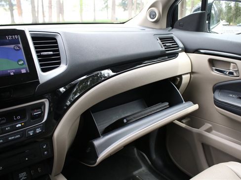 Used 2018 Honda Pilot Elite image 26