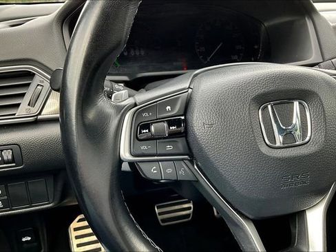 Used 2022 Honda Accord Sport image 10