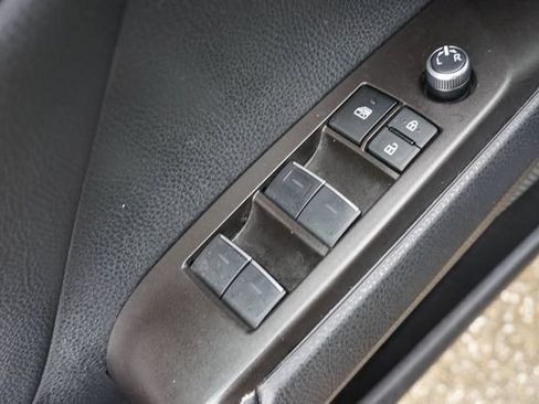 Used 2024 Toyota Camry XSE FWD image 10