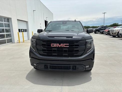 Used 2024 GMC Sierra 1500 Elevation w/ X31 Off-Road Package AWD/4WD image 8