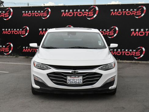 Used 2023 Chevrolet Malibu LT FWD image 2