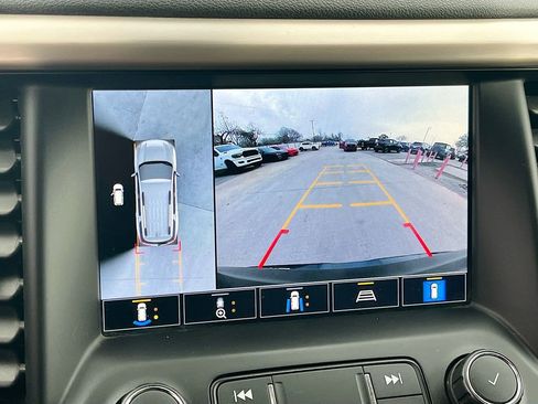 Used 2021 GMC Acadia Denali w/ Denali Technology Package image 14