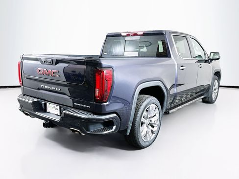 Used 2024 GMC Sierra 1500 Denali w/ Denali Reserve Package AWD/4WD image 9