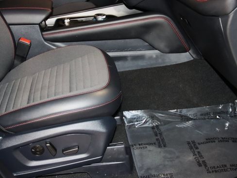 Used 2025 Ford Explorer ST-Line w/ Premium Package image 59