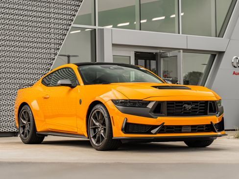 Used 2026 Ford Mustang Dark Horse RWD image 1