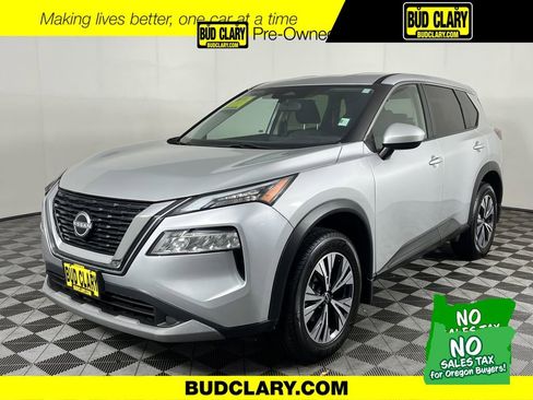 Used 2023 Nissan Rogue SV image 1