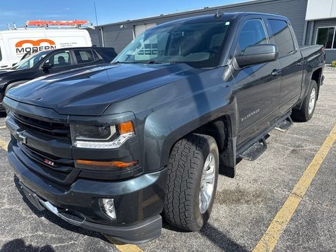 Used 2018 Chevrolet Silverado 1500 LT w/ All Star Edition AWD/4WD image 4