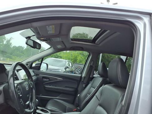 Used 2019 Honda Ridgeline RTL-T image 18