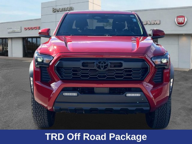 Used 2025 Toyota Tacoma TRD Off-Road AWD/4WD image 2