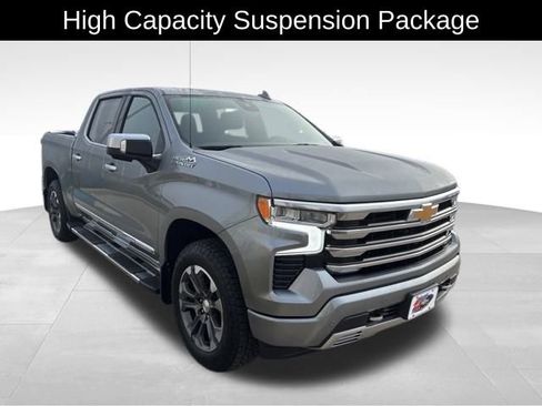 Used 2024 Chevrolet Silverado 1500 High Country image 4