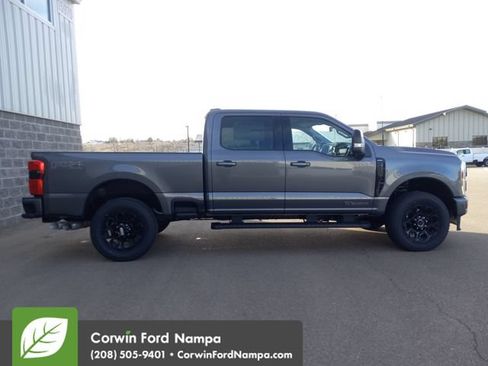 New 2026 Ford F250 Lariat w/ Black Appearance Package AWD/4WD image 2