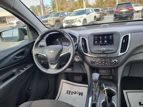 Used 2024 Chevrolet Equinox LT image 15