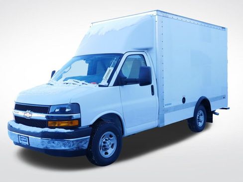 New 2025 Chevrolet Express 3500 w/ Power Convenience Package RWD image 12