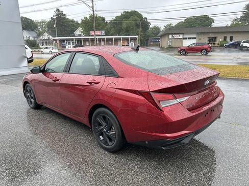 Certified 2023 Hyundai Elantra SEL FWD image 5