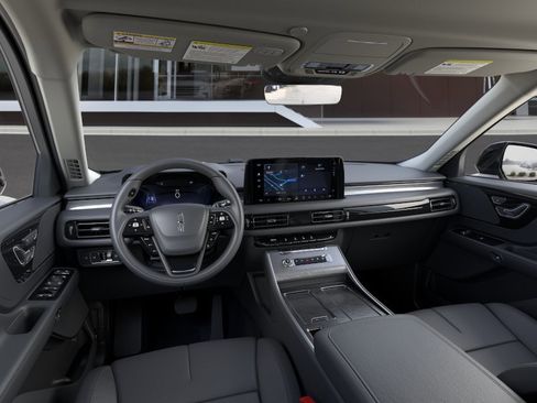 New 2026 Lincoln Aviator 2WD w/ Jet Appearance Package image 9