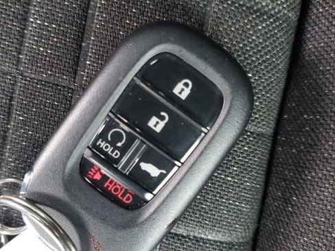 Certified 2023 Honda HR-V Sport image 33