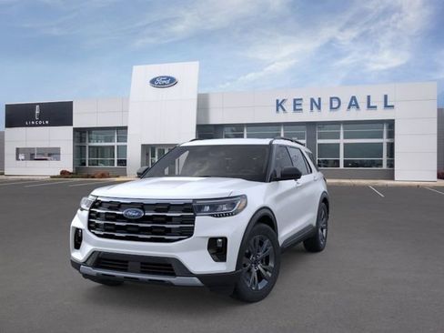 New 2026 Ford Explorer Active AWD/4WD image 2