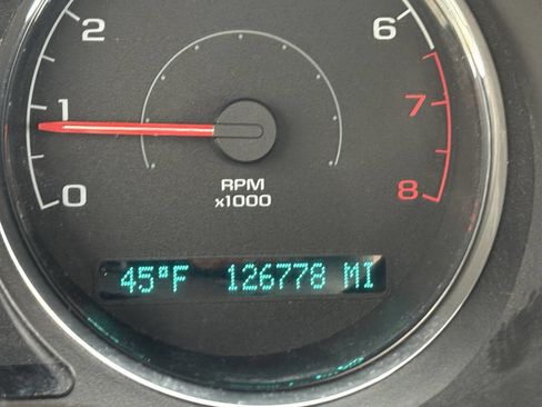 Used 2005 Chevrolet Cobalt Coupe image 4