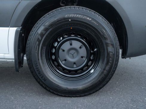 New 2025 Mercedes-Benz Sprinter 2500 image 8